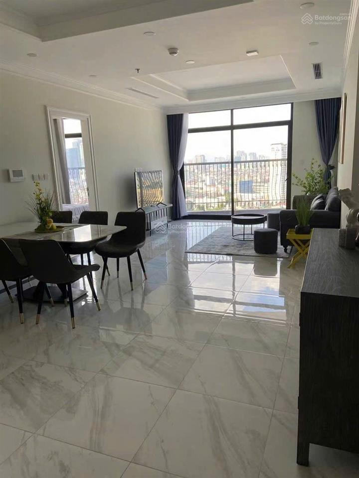Nhà tôi có nhu cầu bán căn 4pn tòa roman, dt 146m2 căn góc, giá 12,8 tỷ. 0936 242 ***