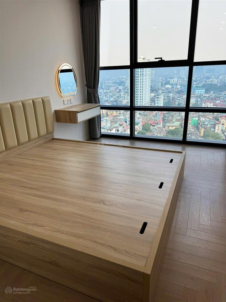 Tôi chính chủ cần bán căn 2pn 75m2 tòa tsq mỗ lao, giá chốt 5 tỷ.  0936 242 ***