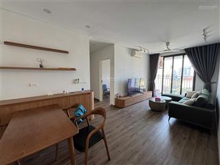 Gia đình cần bán căn góc 3pn 96m2 tại 90 nguyễn tuân, sổ và có slot xe, giá 9,5 tỷ.  0936 242 ***