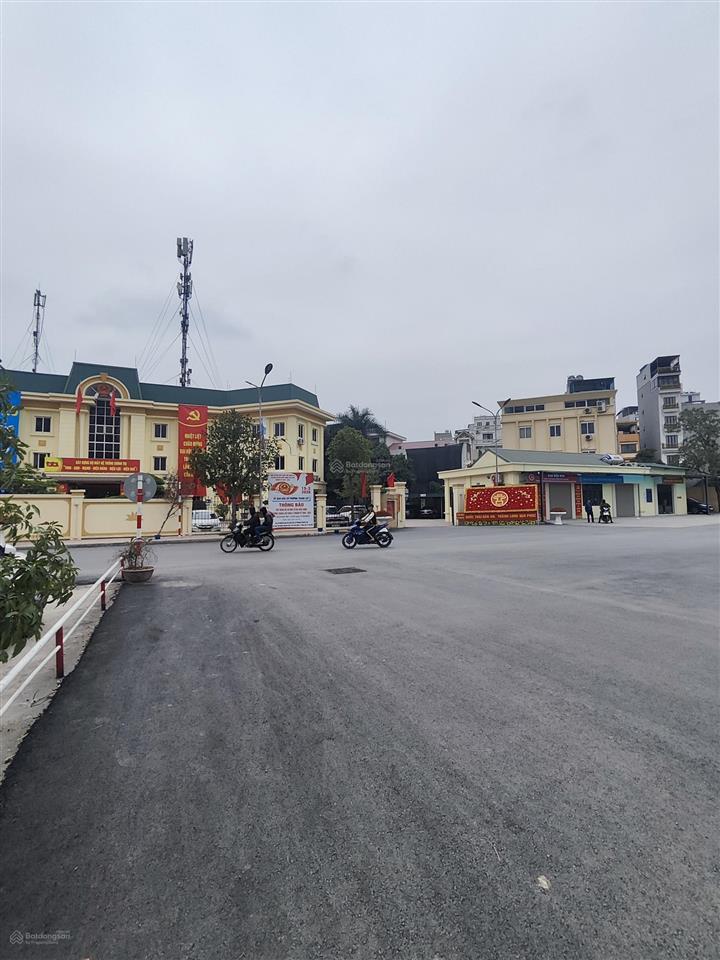 Tôi cần bán nhà mặt phố định công thượng 152m2, nhà 2 tầng, giá 35 tỷ.  0936 242 ***