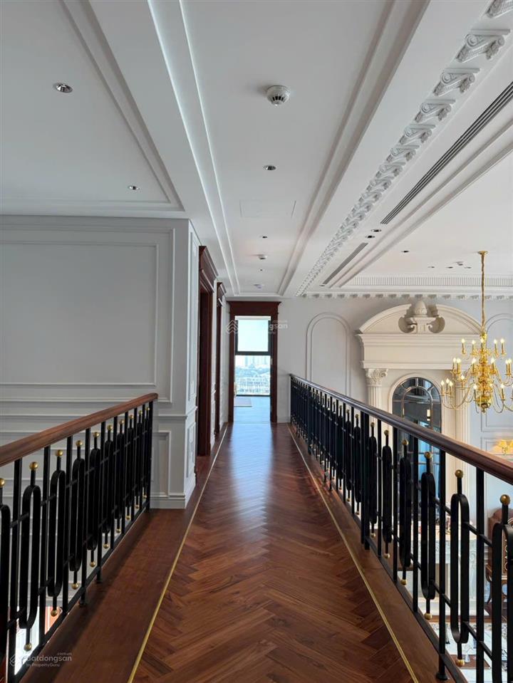 Chính chủ cần bán căn duplex 280m2 4pn tòa az lâm viên,sổ ,slot xe, giá 27 tỷ. 0936 242 ***