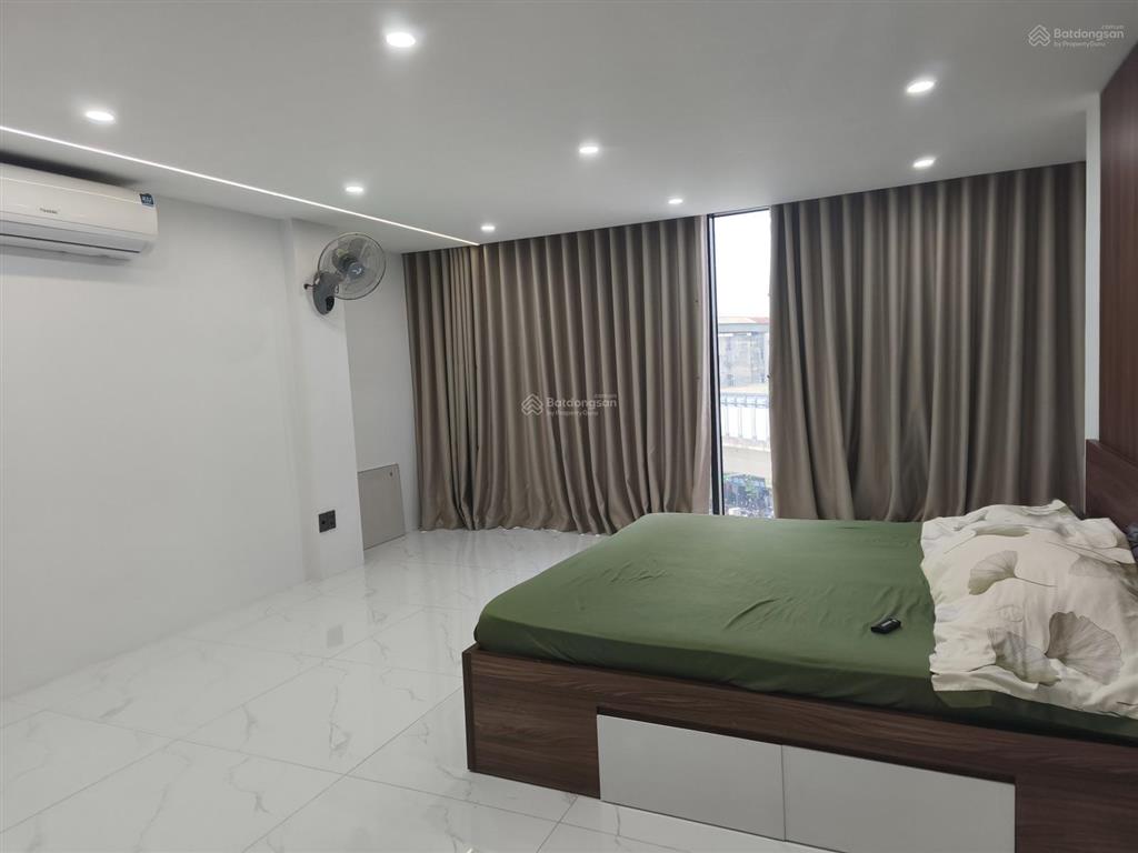 Mặt đường quang trung, hà đông 15 tỷ 50 m2, 7 tầng thang máy