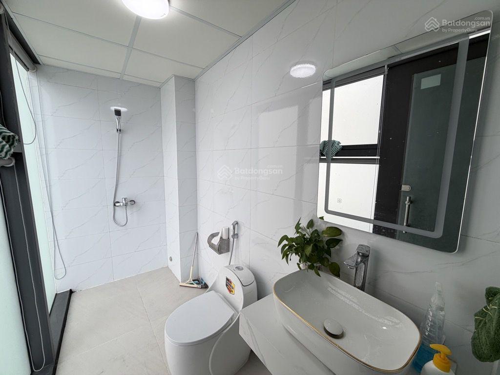 Mặt đường quang trung, hà đông 15 tỷ 50 m2, 7 tầng thang máy