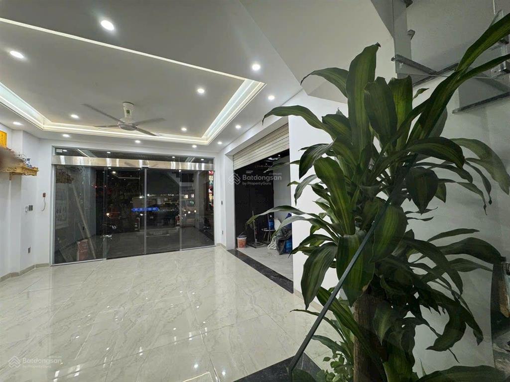 Bán nhà mặt đường quang trung hà đông 50 m 7 tầng thang máy 15 tỷ