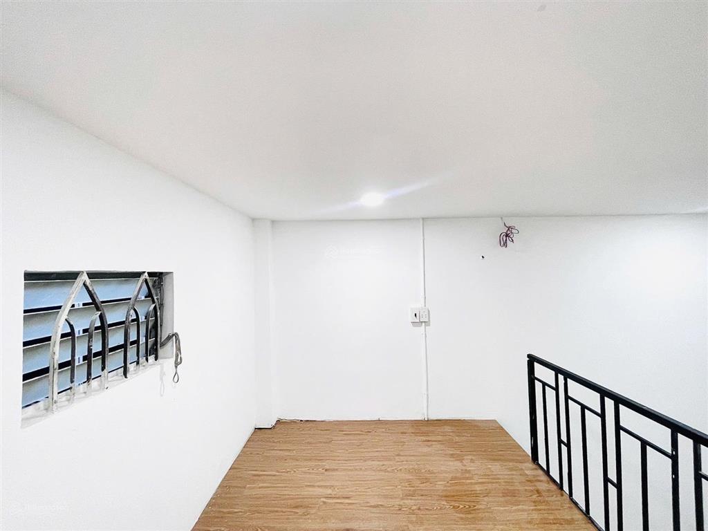 Cho thuê duplex 40m gần vaa, ga t3, etown, cầu vượt hoàng hoa thám