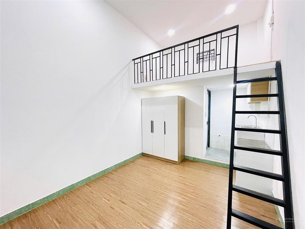 Cho thuê duplex 40m gần vaa, ga t3, etown, cầu vượt hoàng hoa thám