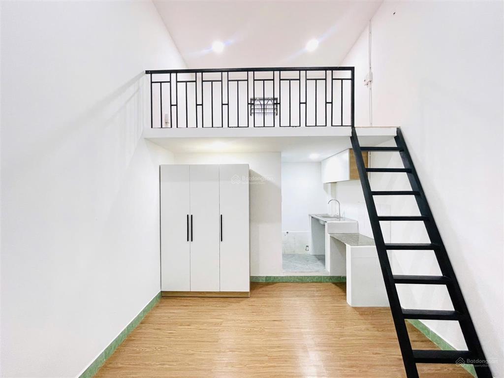 Cho thuê duplex 40m gần vaa, ga t3, etown, cầu vượt hoàng hoa thám