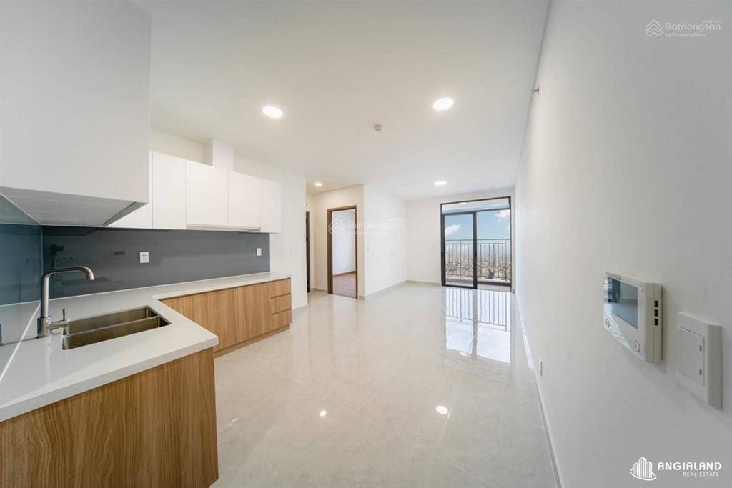 Bán gấp căn hộ 51m2 view hồ bơi giá 3,3tỷ ở trung tâm quận 6. saigon asiana