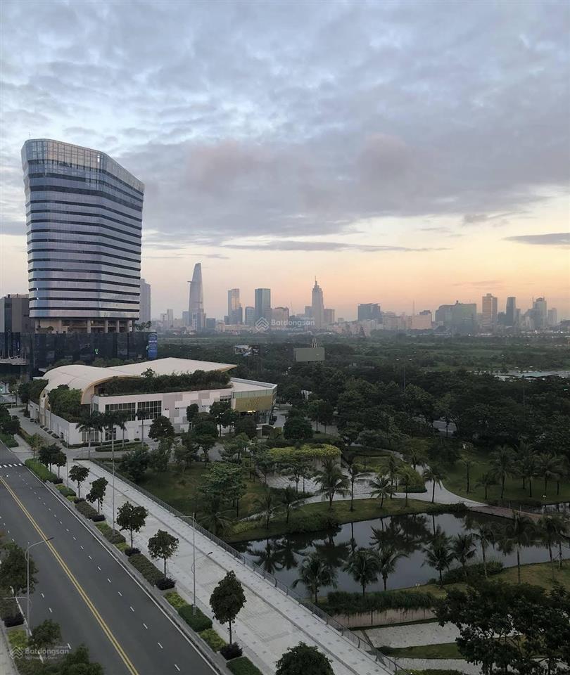Shophouse 6pn tại sarina condominium 247m², 2 mặt thoáng, 3 tầng, sổ đỏ sẵn gd 0933 999 ***