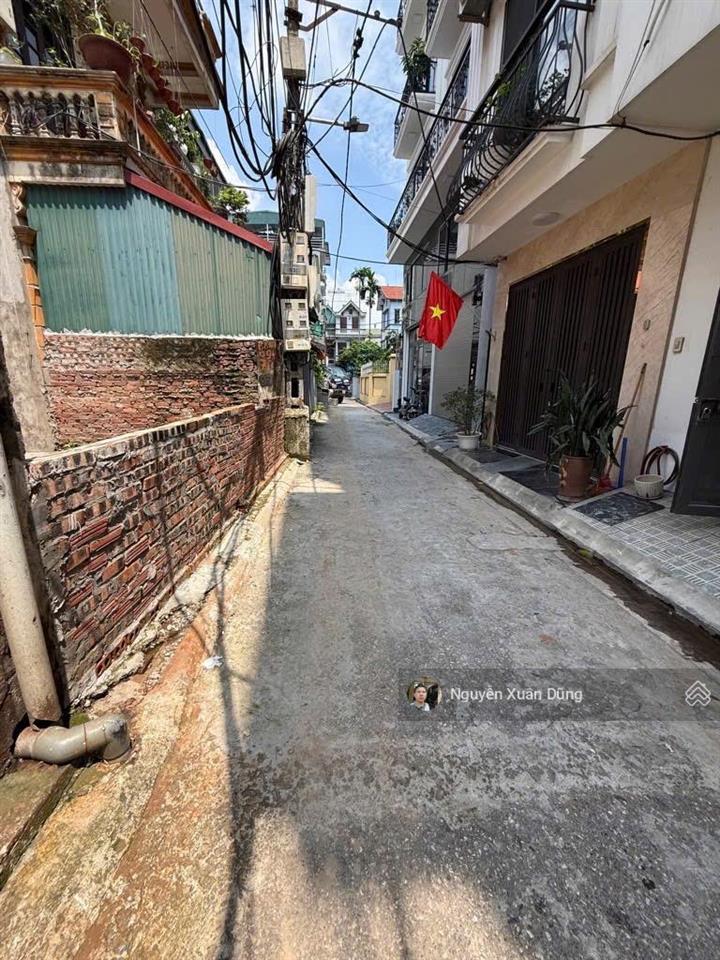 Ô tô thông  cách phố 10m  khu vực phát triển