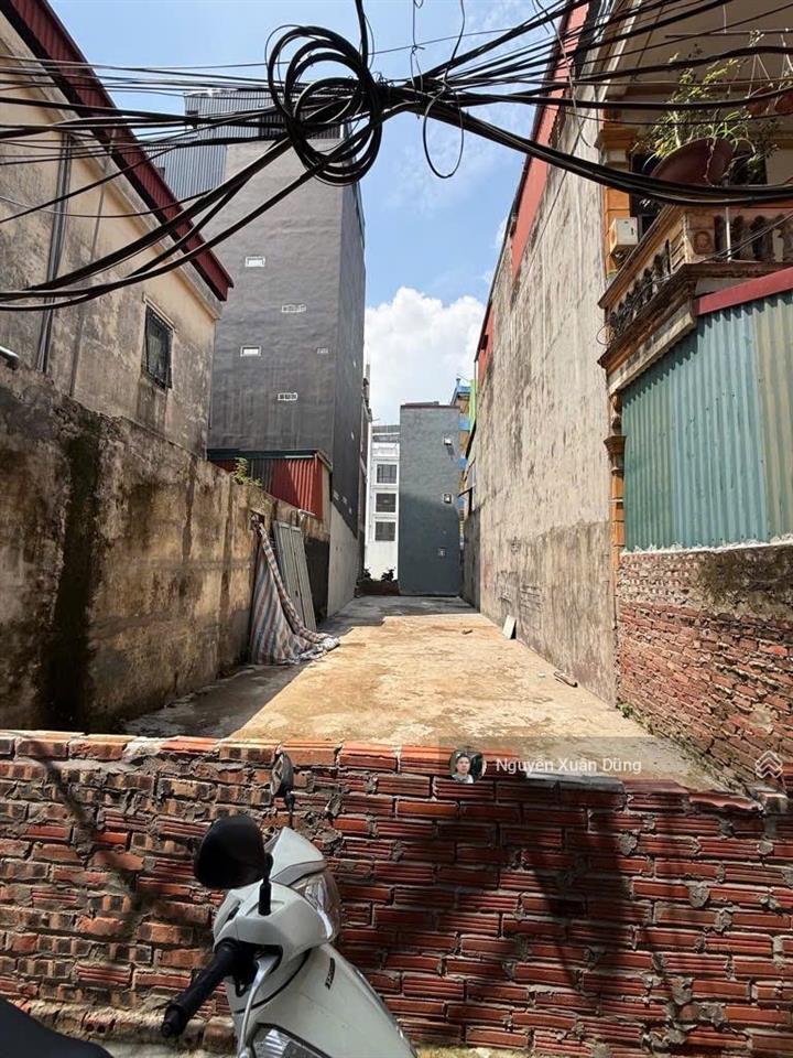 Ô tô thông  cách phố 10m  khu vực phát triển