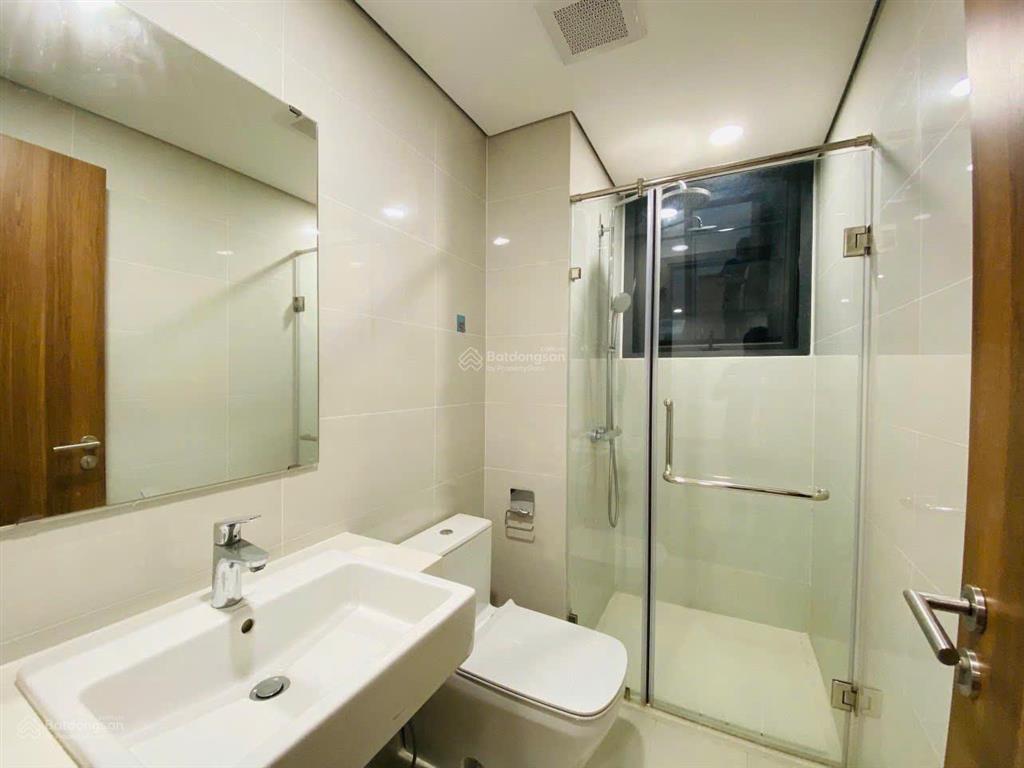 Cho thuê cc eco green sài gòn, 13,5 triệu, 70m2, 2pn, 2wc, p tân thuận tây, q7, hcm