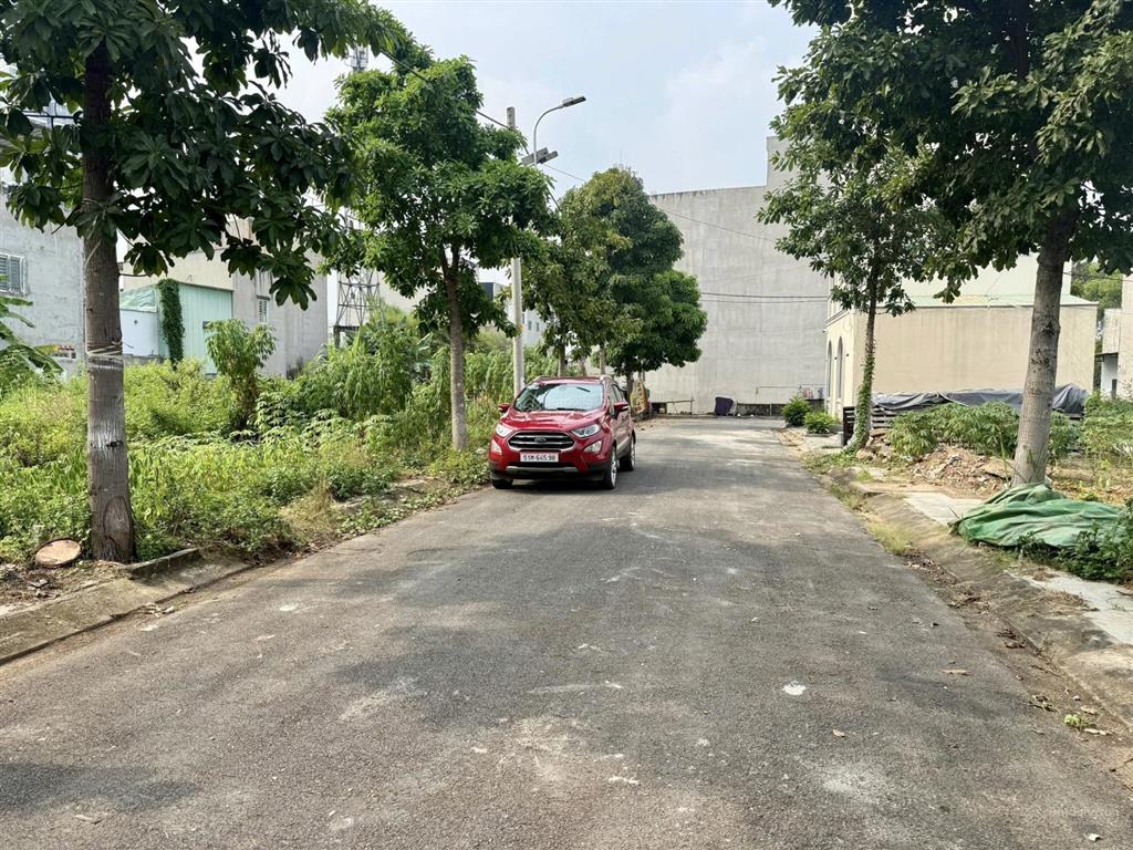 Bán đất kế vinhomes granpark, quận 9, sát sông , giá chỉ từ 3,25 tỷ vnd, 50 m2