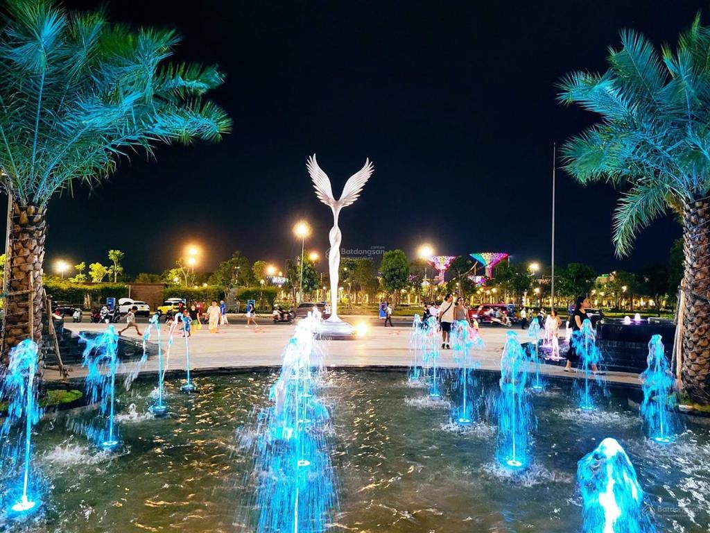 Tuyệt phẩm căn góc 3pn the opus one  view trực diện công viên 36ha đẳng cấp