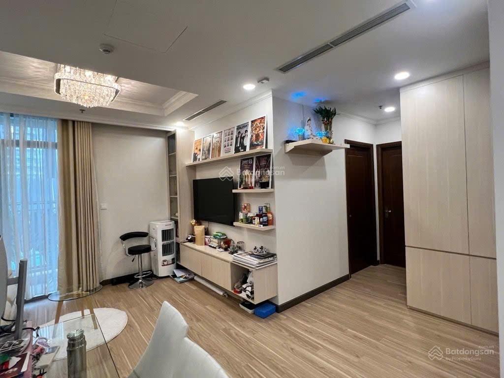 Chỉ 9.7 tỷ sở hữu căn 2pn park 3 vinhomes central park  đã có sổ hồng riêng