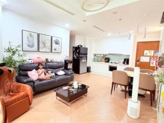 Chính chủ bán căn hộ 2pn  landmark 5 vinhomes central park 80m2  8,7 tỷ all in