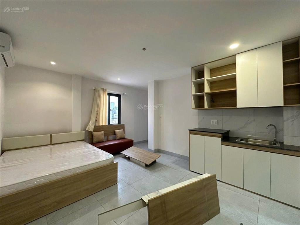 Khai trương phòng cửa sổ lớn  gần chợ bà chiễu  giáp q1, phú nhuận.