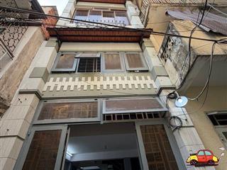 Nhà 4 tầng btctdt 26m trần hy liệuphú nhuận