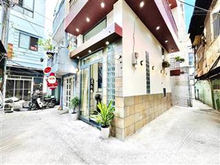 Siêu phẩm  lô góc thoáng  4 tầngdt 30m phùng văn cungf cầu kiệu