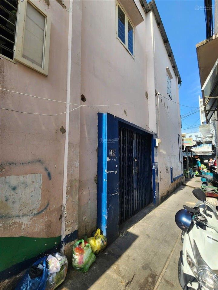 Mặt tiền lô góc dt 52m3 tầngcao thắngf phú nhuận