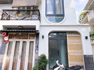 Bán nhà hẻm ô tô 3 tầngdiện tích 42mđinh tiên hoàng, bình thạnh