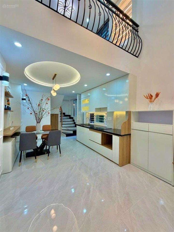 Bán nhà huỳnh văn bánh, phú nhuận, 5 tầng,