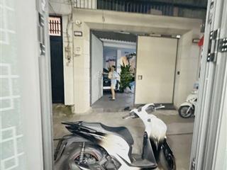 Hxh thông  4 tầng  dt 18m2lê quang địnhbình lợi trung(f11 cũ)