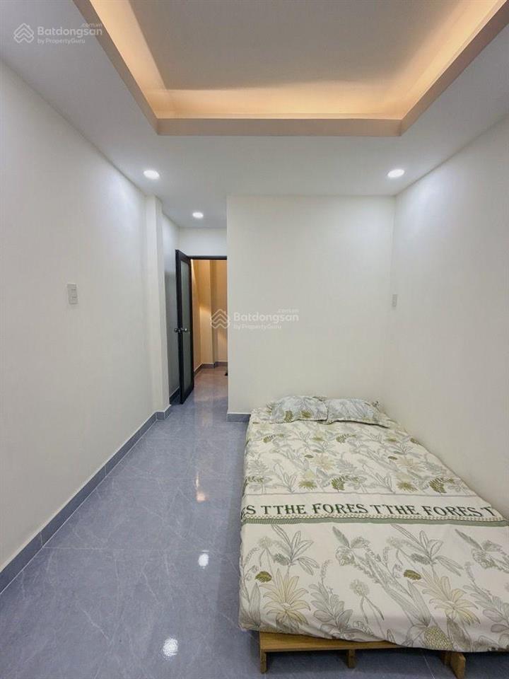 Hxh thông  4 tầng  dt 18m2lê quang địnhbình lợi trung(f11 cũ)