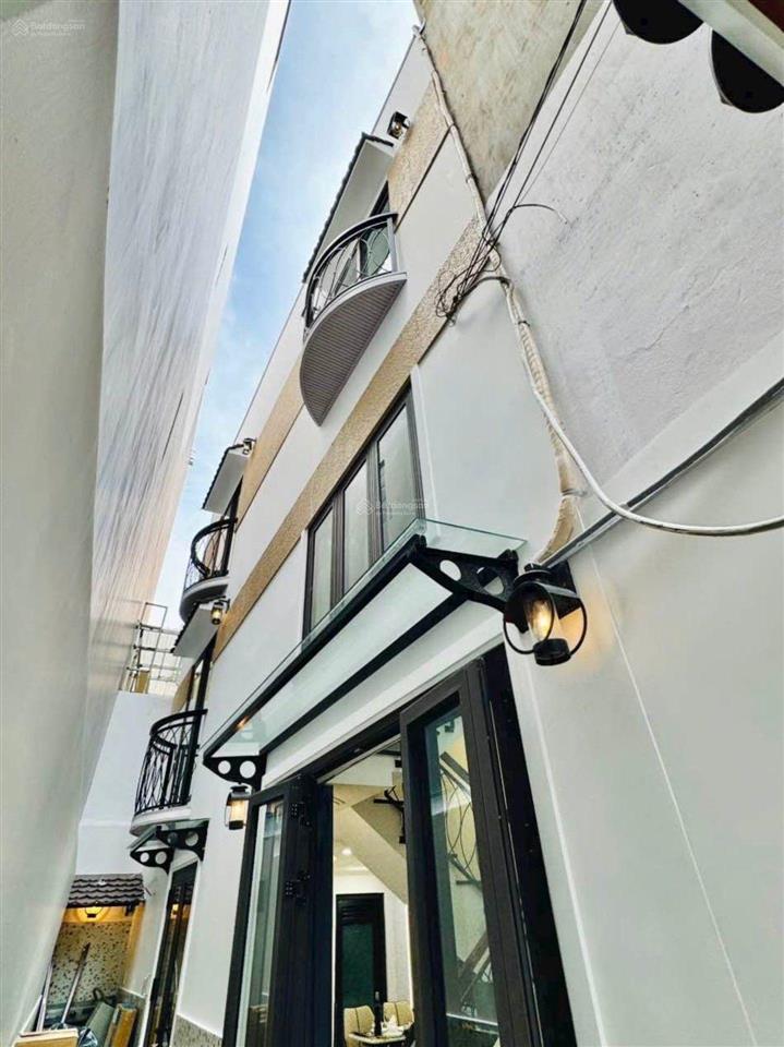 Siêu phẩm cù lao  cầu kiệu3 tầng  dtsd 40m