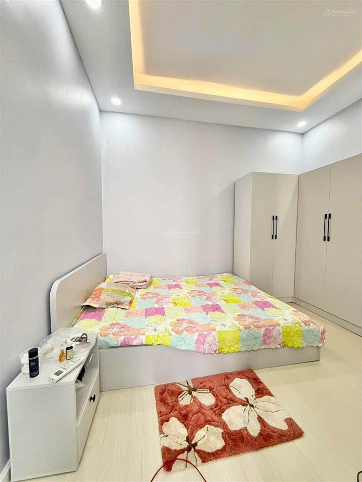 Nhà bán  lê văn sỹ tân sơn hòa 2 tầng  38m2