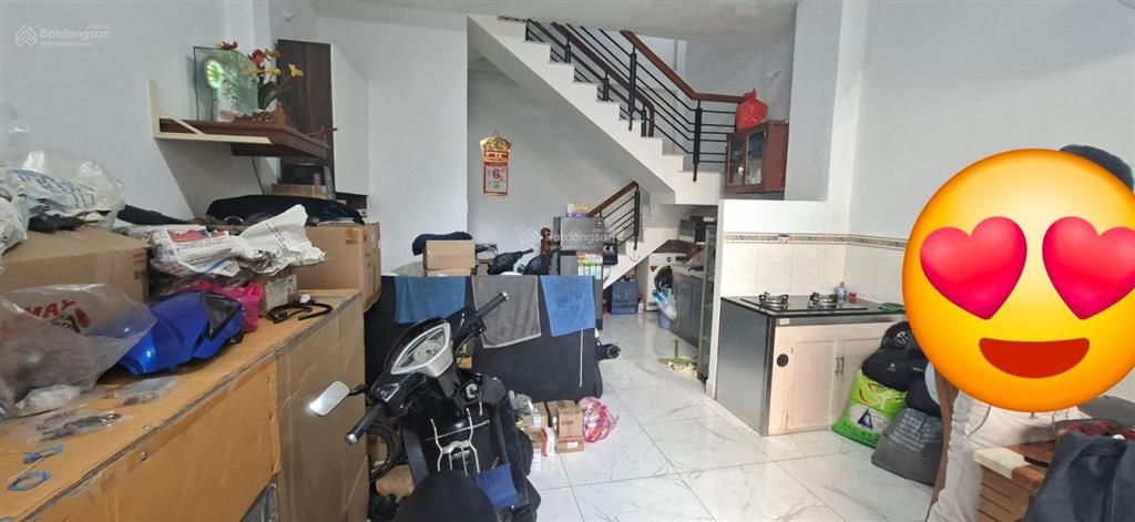 Bán nhà 3 tầng  ngang 4,5m cô giang phường cầu kiệu