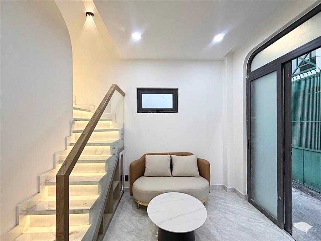 Nhà mới lô góc dtsd 60m 3 tầng vũ tùng gia định