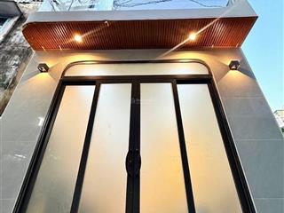 Nhà mới lô góc dt 60m 3 tầng vũ tùng gia định