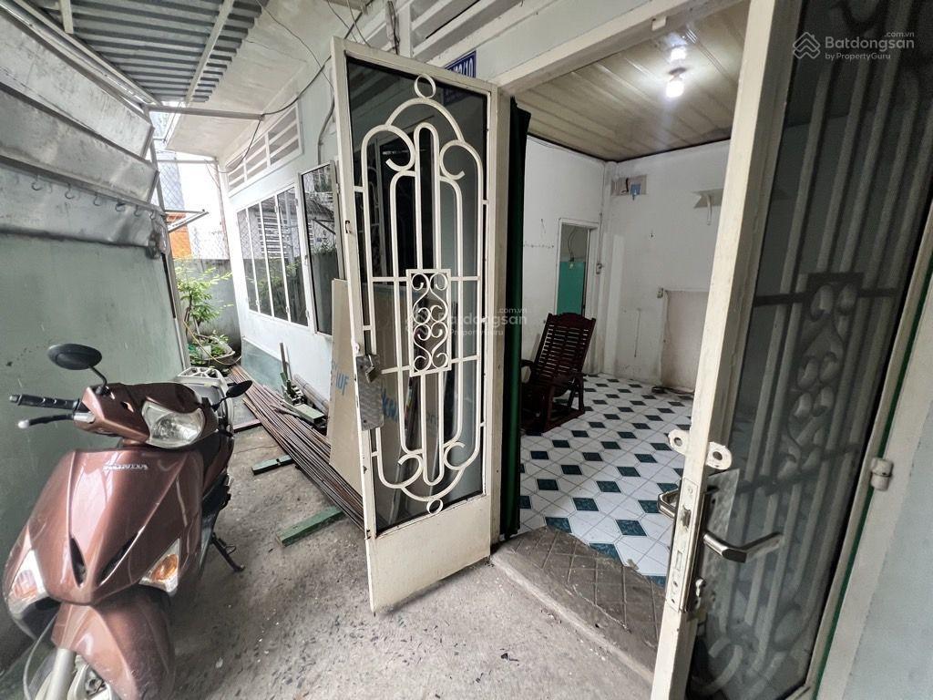 Nhà cấp4 ngang 11m trần bình trọng  phường bình lợi trung  bình thạnh