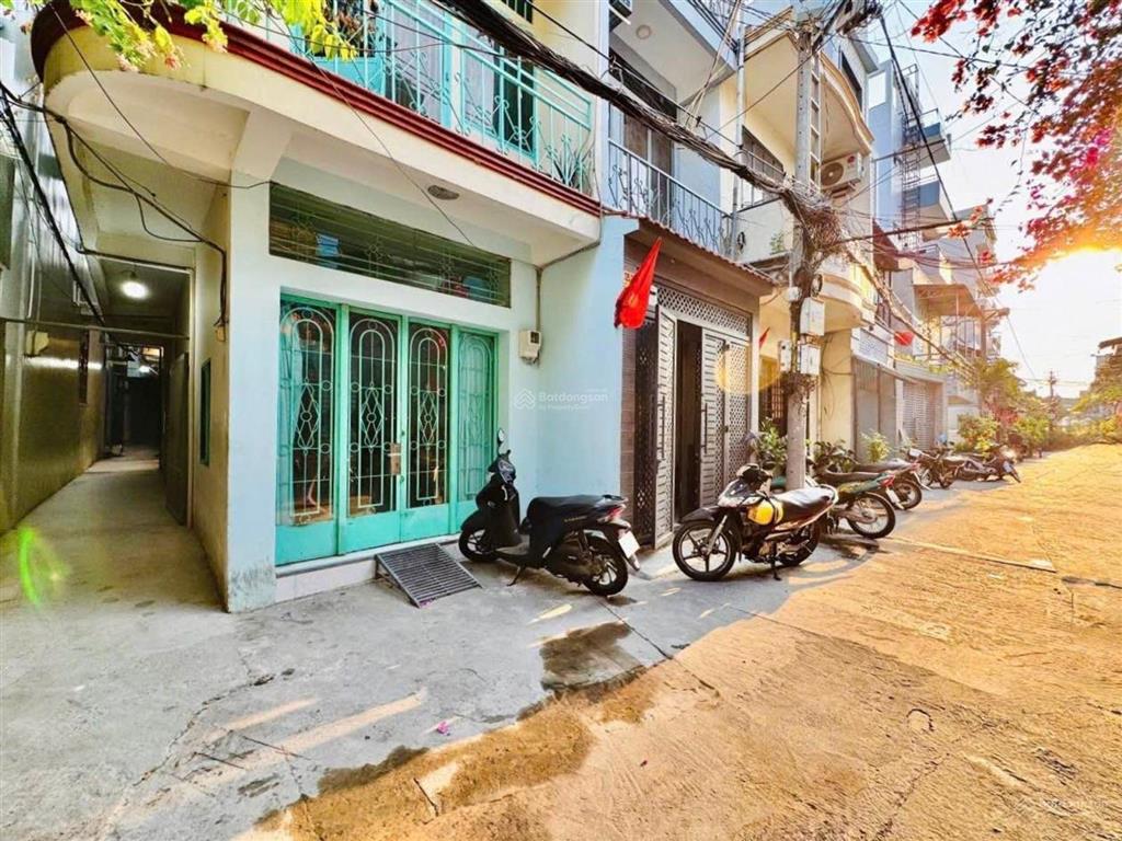 Siêu phẩm sát mặt tiền  bạch đằng  phường gia định  3 tầng