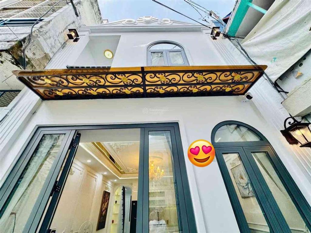 Siêu phẩm mới  nguyễn đình chính  phường cầu kiệu  2 tầng  40m2
