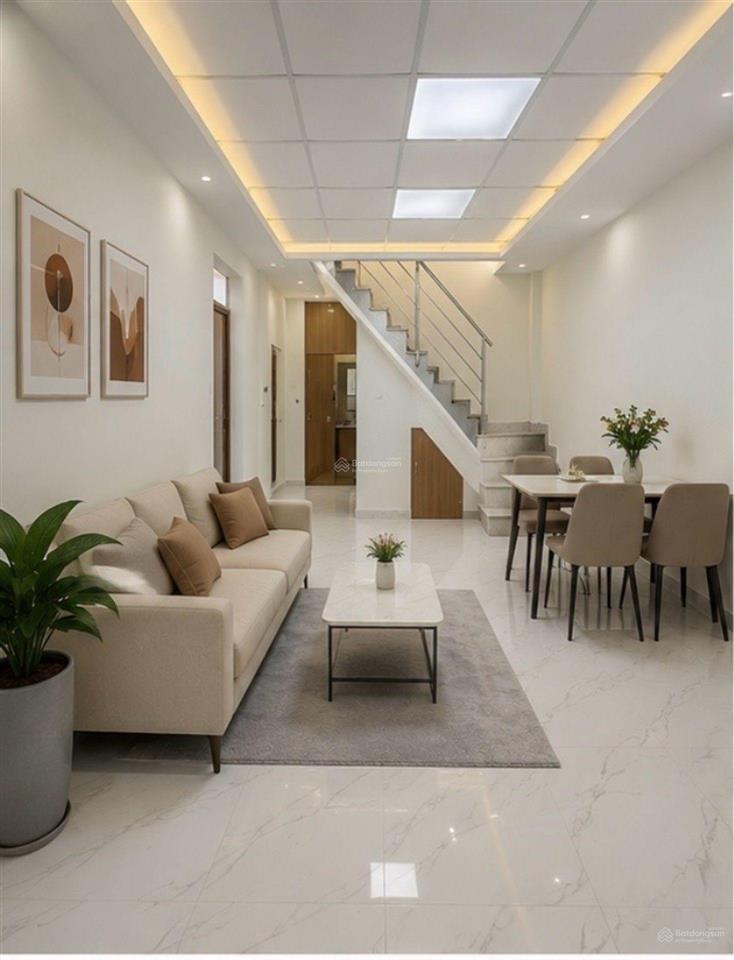 Siêu phẩm  sát mặt tiền 2 tầng trường sa bình thạnh
