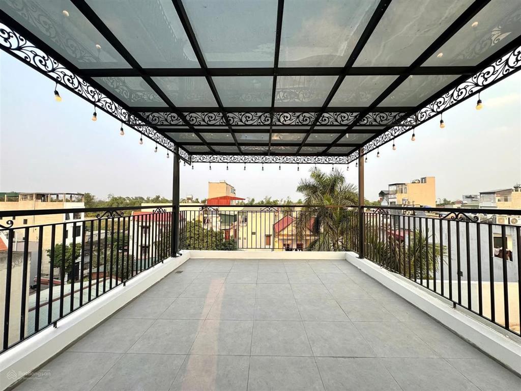 Chính chủ gửi bán nhà đẹp phố đội cấn ba đình, nhà mặt ngõ to rộng ôtô đỗ cửa 37m2, 6 tầng, mt 4m