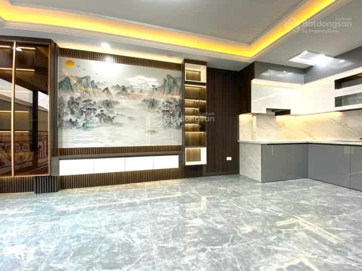 Chính chủ gửi bán nhà đẹp phố đội cấn ba đình, nhà mặt ngõ to rộng ôtô đỗ cửa 37m2, 6 tầng, mt 4m