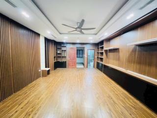 Siêu phẩm 7 tầng thang máy hoàng cầu đống đa ôtô vào nhà kinh doanh ngõ thông 60m , mt 5m . 29 tỷ