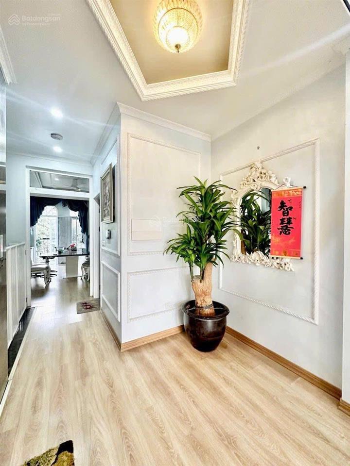 Gồng bank không nổi  giá nào cũng bán, nhà đội cấn ba đình nhỉnh 11 tỷ nhà mặt ngõ ôtô kinh doanh