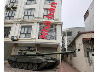 Chỉ hơn 8 tỷ  nhà ô tô tránh  vỉa hè  gara ô tô  5,5 tầng  trung tâm hà nội  kinh doanh được.