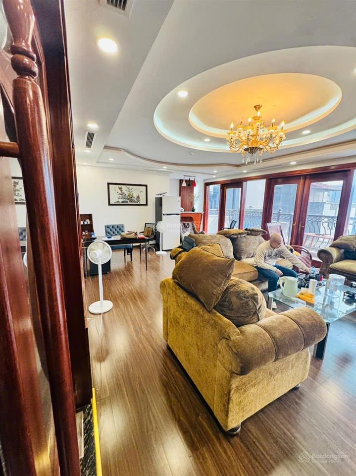 Hiếm  phố giang văn minh  ngọc hà  ba đình 103m2  mt 10m  9 tầng + hầm + thang máy  60 tỷ