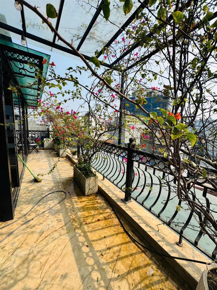 Hiếm  phố giang văn minh  ngọc hà  ba đình 103m2  mt 10m  9 tầng + hầm + thang máy  60 tỷ