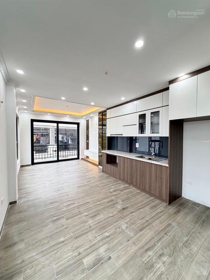 Bán nhà mới  cạnh công viên phú thượng 100m. 41m2  6 tầng  thang máy  giá 9,5 tỷ