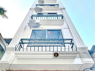 Bán nhà đẹp ở ngay 6 tầng thang máy, cách ô tô 40 mét, khu vực hoàng quốc việt, doãn kế thiện