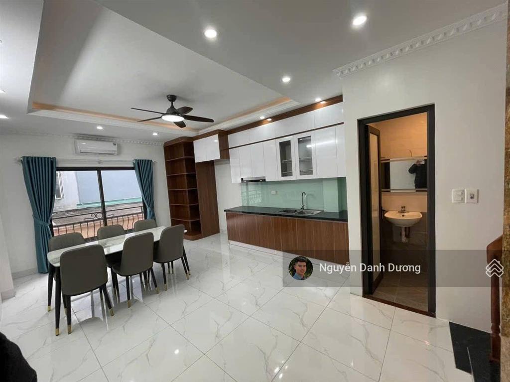 Bán nhà đẹp ở ngay 6 tầng thang máy, cách ô tô 40 mét, khu vực hoàng quốc việt, doãn kế thiện