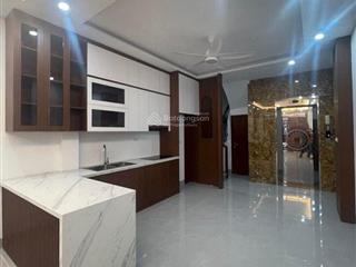 Bồ đề ngõ thông ô tô diện tích 67m2 lô rộng, cực hiếm trong khu nhà 3 tầng 4 ngủ