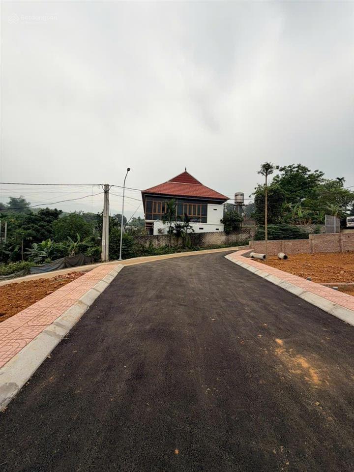 Chính chủ bán nhanh 150m2 mt9m khu hồ phú mãn xã phú cát tp hoà lạc hơn 20tr/m2 0977 514 ***