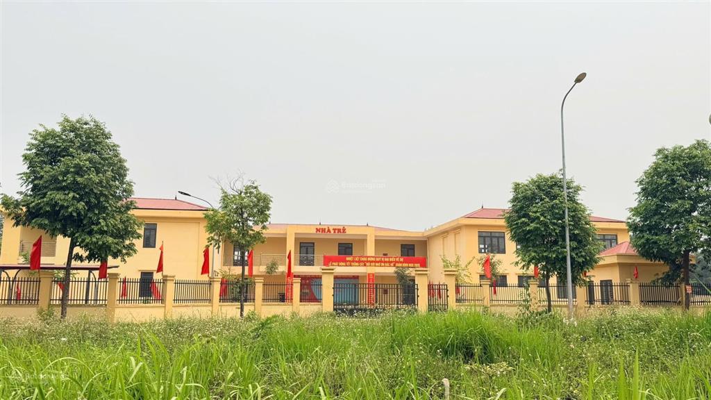 Chính chủ bán nhanh 150m2 mt9m khu hồ phú mãn xã phú cát tp hoà lạc hơn 20tr/m2 0977 514 ***